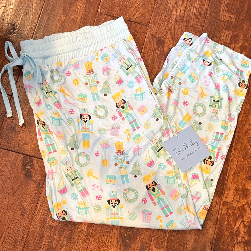 Soulbaby Woman’s Bamboo Holiday Joggers. NWT Size XXL